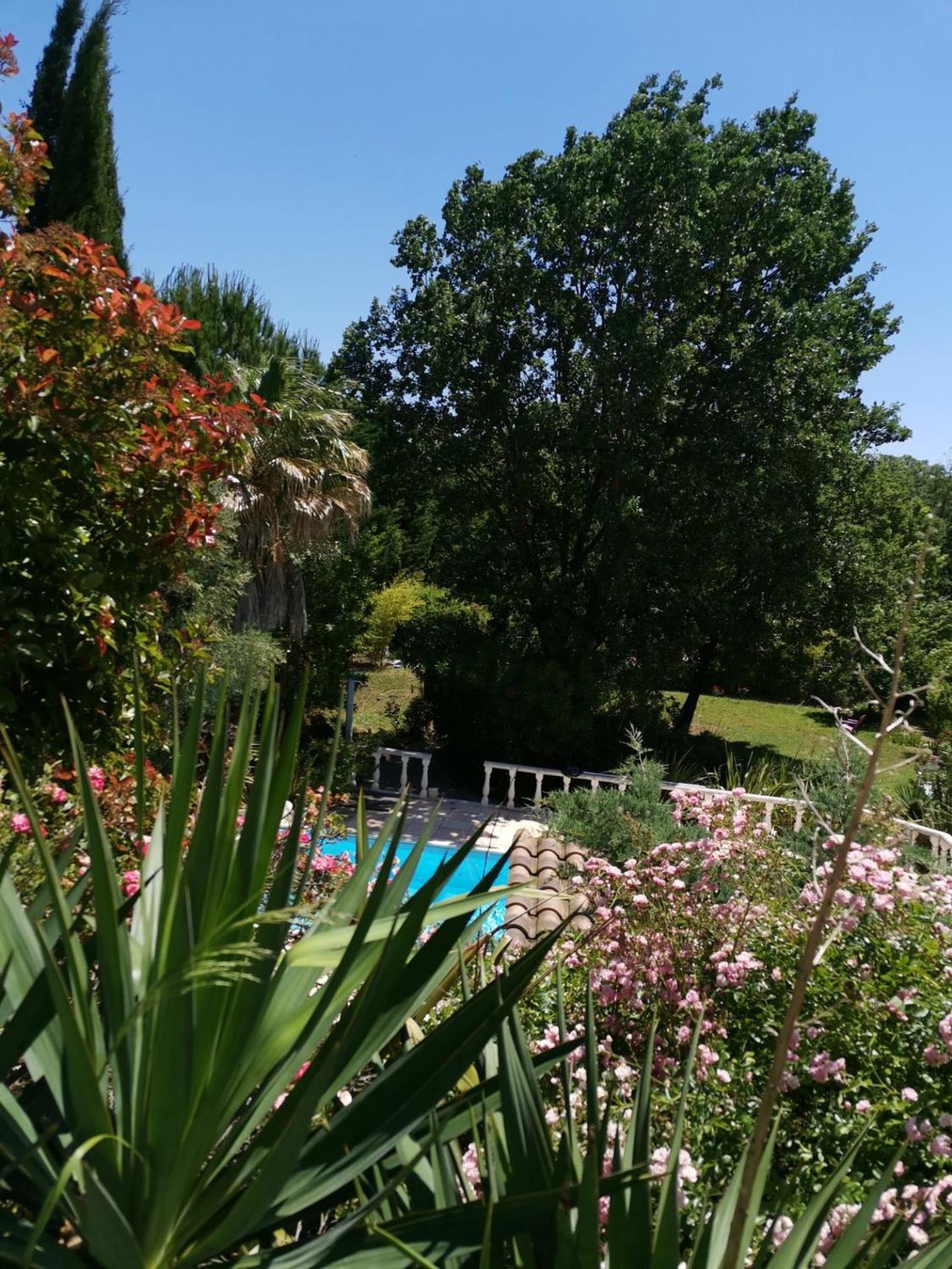 Villa Chiara Magalas Esterno foto
